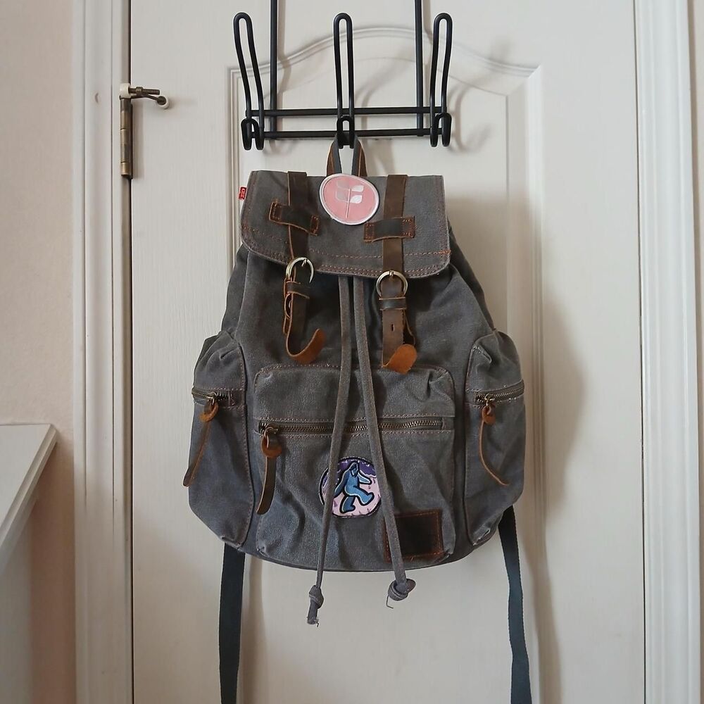 Augur Strauss Co. Gray Canvas Backpack Brown Leather Accents Bigfoot Patch